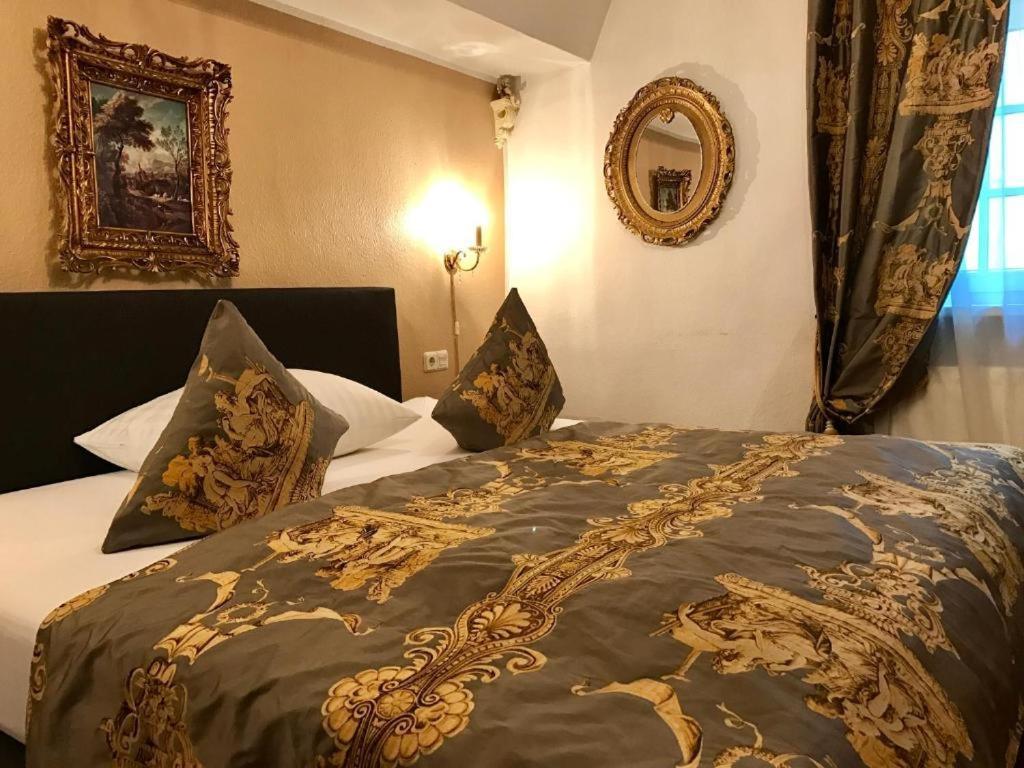 Altstadthotel Hayk Am Rhein Colónia Exterior foto