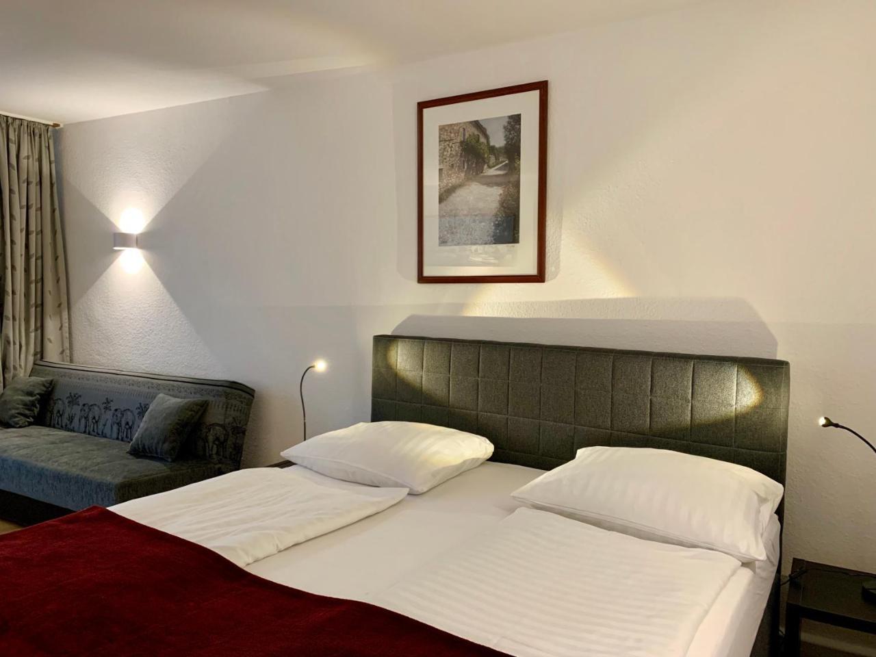 Altstadthotel Hayk Am Rhein Colónia Exterior foto