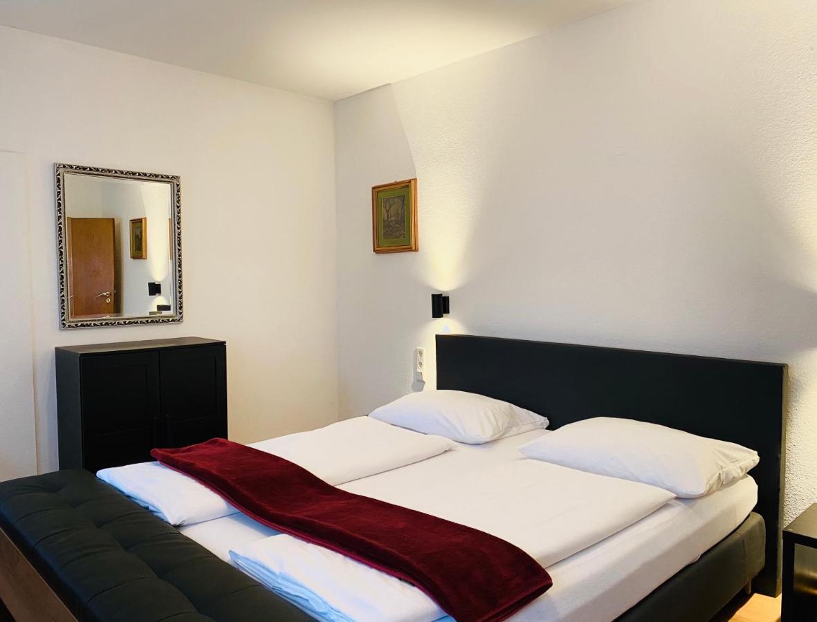 Altstadthotel Hayk Am Rhein Colónia Exterior foto